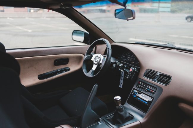 Licata, uomo investito dalla propria auto dopo aver dimenticato di inserire il freno a mano