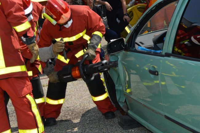 Incidente nel Catanese, auto fuori strada tra Paternò e Belpasso: chiusa Provinciale 135