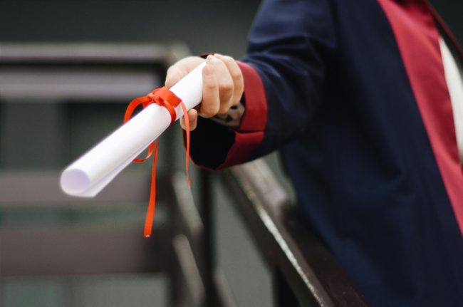Scandalo Università italo-bosniaca, perquisizioni in Sicilia: indagato il Rettore Messina