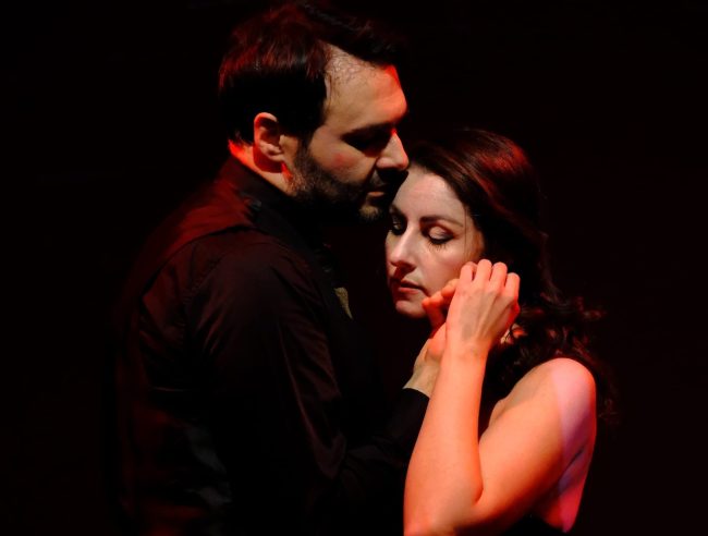 La Compagnia Buio in Sala racconta tra gag e paradossi la nostra società in “Mandragola”
