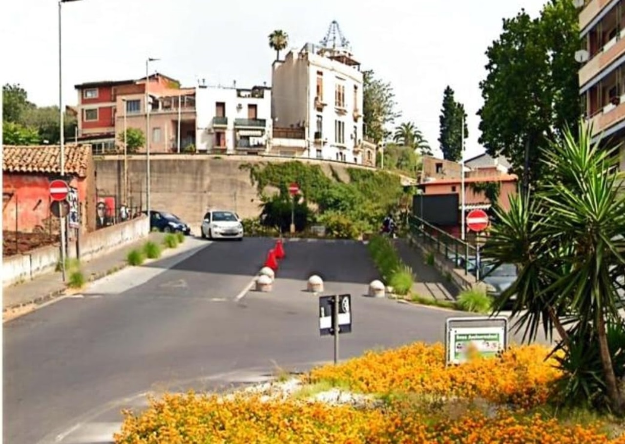 Riapertura corsia zona nord di via Caronda, sì o no? Parola ai lettori – VOTA IL SONDAGGIO