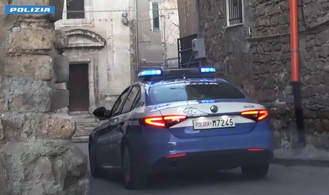Otto arresti a Caltanissetta per traffico di droga; cocaina e marijuana acquistata a Palermo e venduta a domicilio – VIDEO