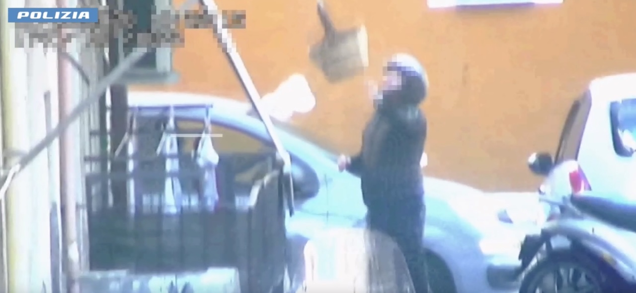 Operazione “Locu”, sgominata piazza di spaccio a Catania: 41 arresti – VIDEO