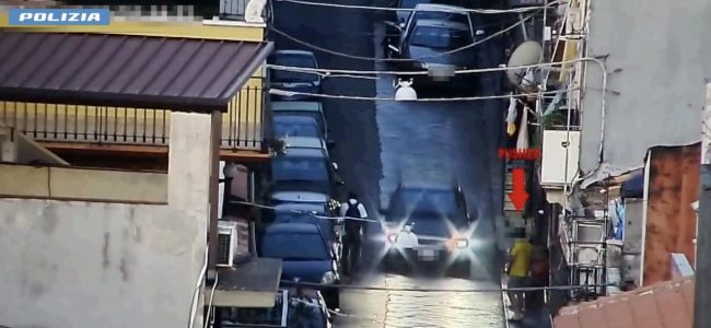 Sgominata la piazza di spaccio del “Locu”, tra i grossisti anche il figlio di uno dei “Mussi” – VIDEO