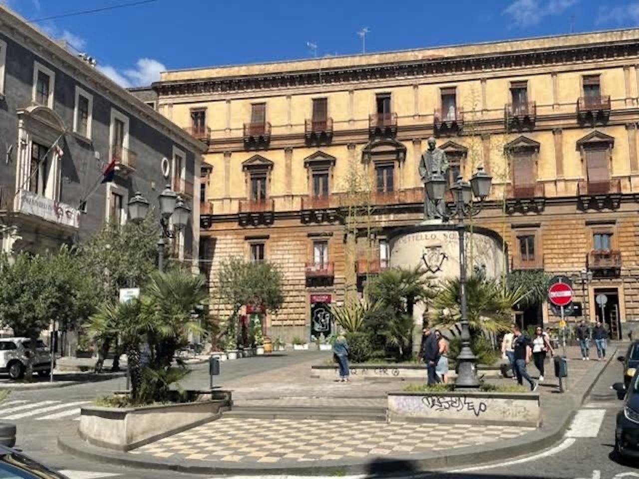 A Catania anche Piazza San Francesco diventa area pedonale