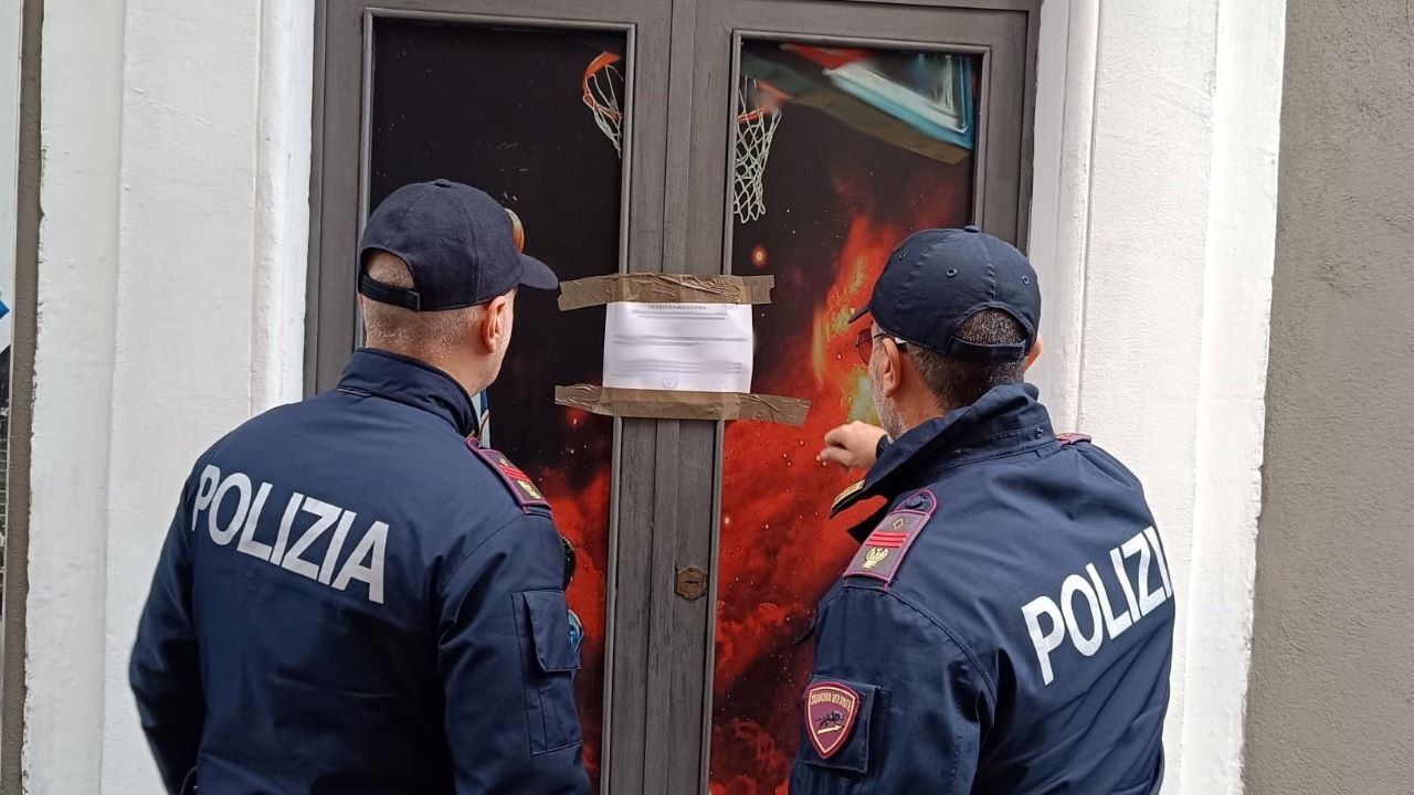 Operazioni di Polizia a Catania, chiuso anche un chiosco-bar
