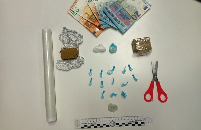 Hashish e cocaina in casa, arrestato un 41enne pregiudicato