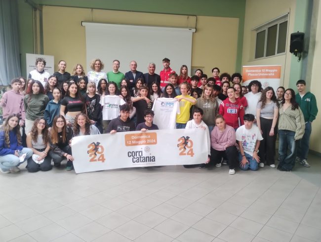 CONFERENZA AL NICOLA SPEDALIERI DI CATANIA: COME OGNI ANNO IL CORRI CATANIA ANCHE NELLE SCUOLE!!