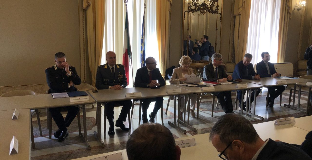 Catania, sottoscritto in Prefettura il Protocollo d’intesa per la prevenzione e il contrasto dell’usura