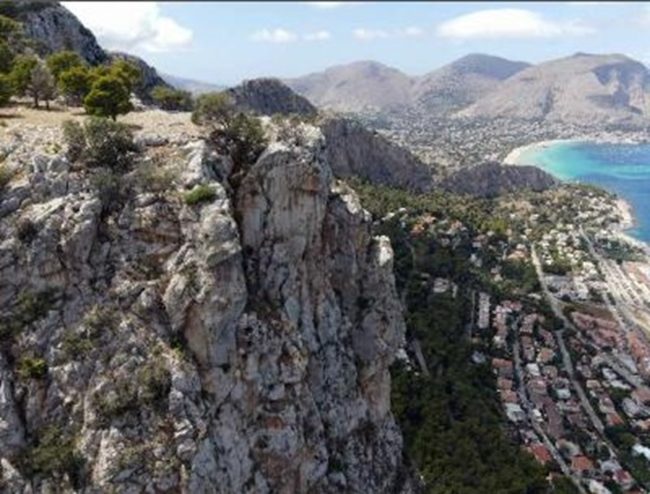 Monte Pellegrino, aggiudicato doppio intervento per 17,3 milioni. Schifani: “Via ai lavori nei primi due versanti”