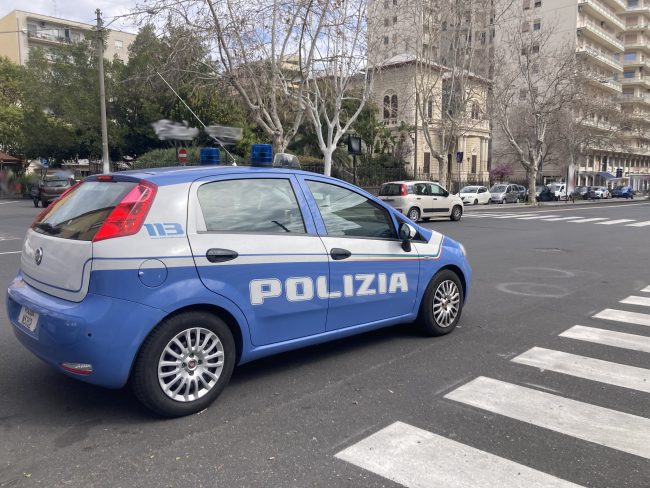 Chiedono l’elemosina in maniera molesta, 2 denunce a Catania