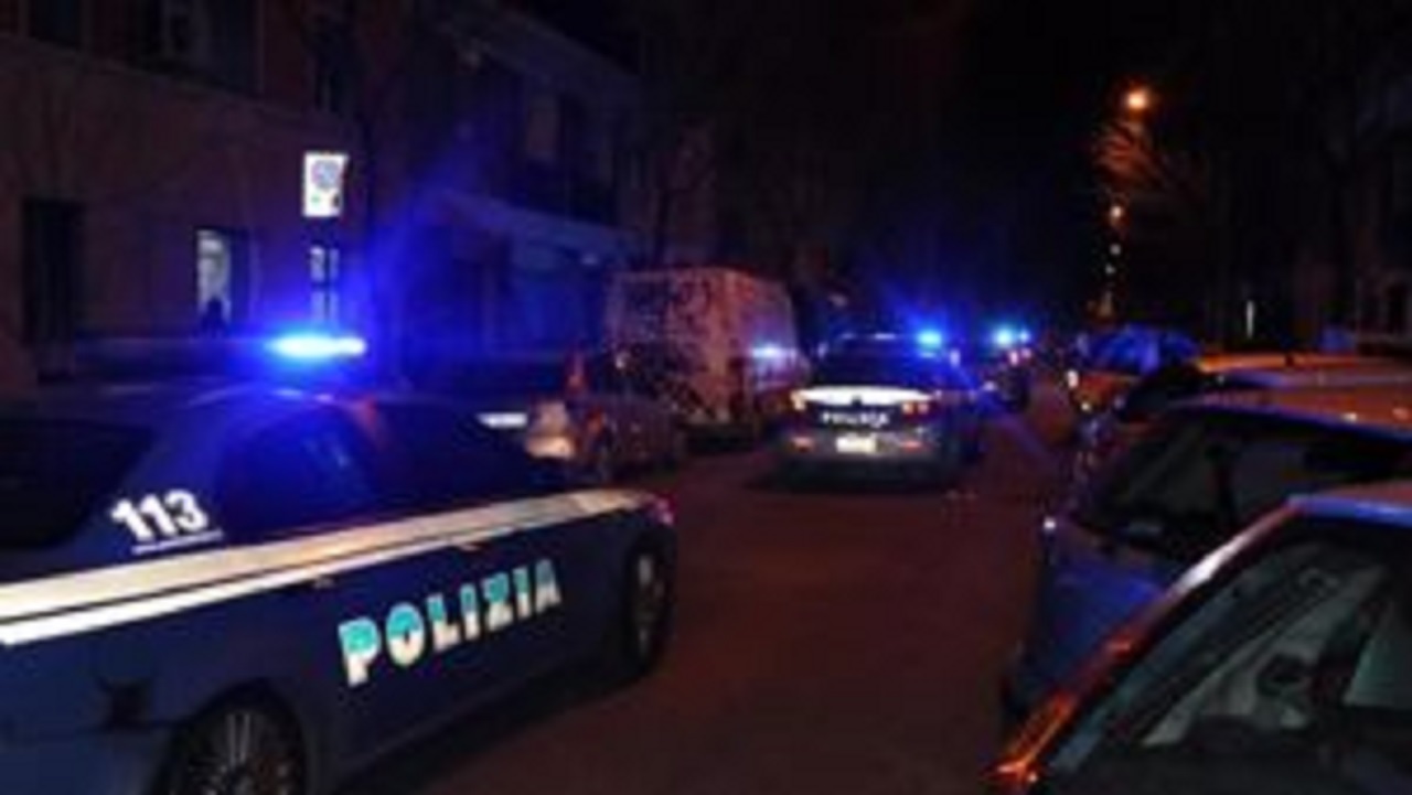 Palermo, rapina violenta all’alba: vittima picchiata a sangue
