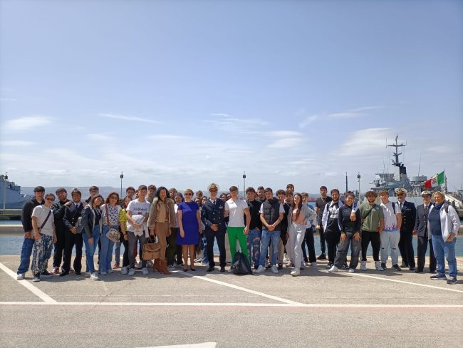 Il “Gemmellaro” di Catania partecipa attivamente alla “Giornata del Mare” organizzata dalla Marina Militare ad Augusta