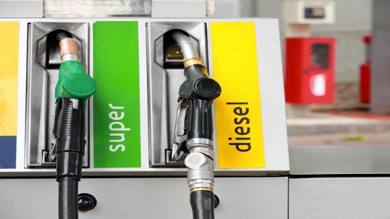 Prezzi del carburante alle stelle: la benzina tocca i massimi da sei mesi