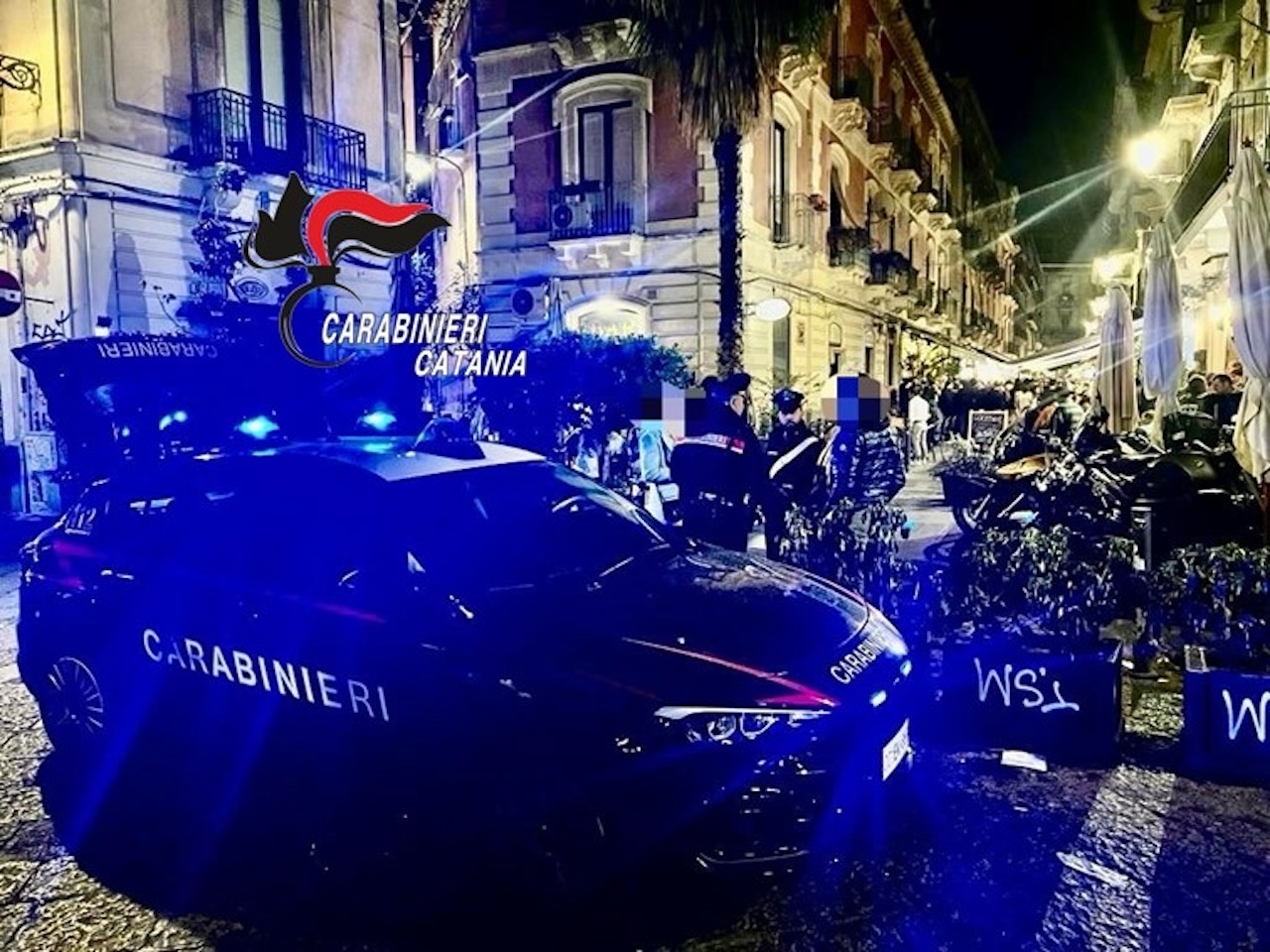 Arrestato pusher che riforniva la zona della movida catanese di piazza Currò