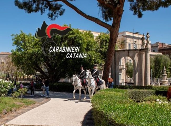 Catania, carabinieri sedano una “scazzottata” alla Villa Bellini: denunciato 21enne