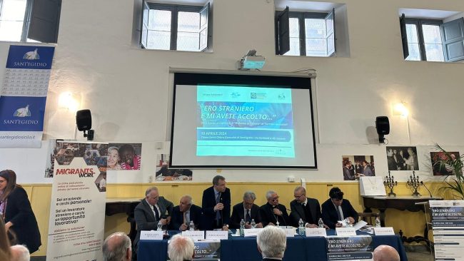 “Ero straniero e mi avete accolto”: convegno a Catania sui corridoi lavorativi
