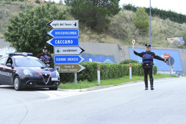 Individuati i cinque responsabili di furti tra Termini Imerese e Cefalù