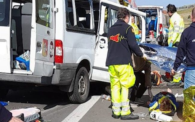 Incidente A19, coinvolto pulmino della Comunità Alloggio di San Gregorio di Catania