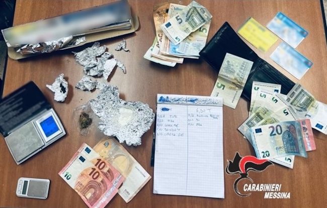 Arresti, denunce e segnalazioni in due operazioni antidroga a Milazzo
