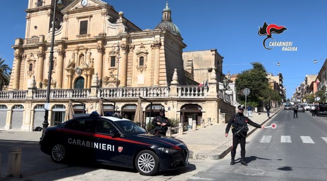 Blitz antidroga a Ragusa, sgominata rete di spacciatori del centro storico – VIDEO