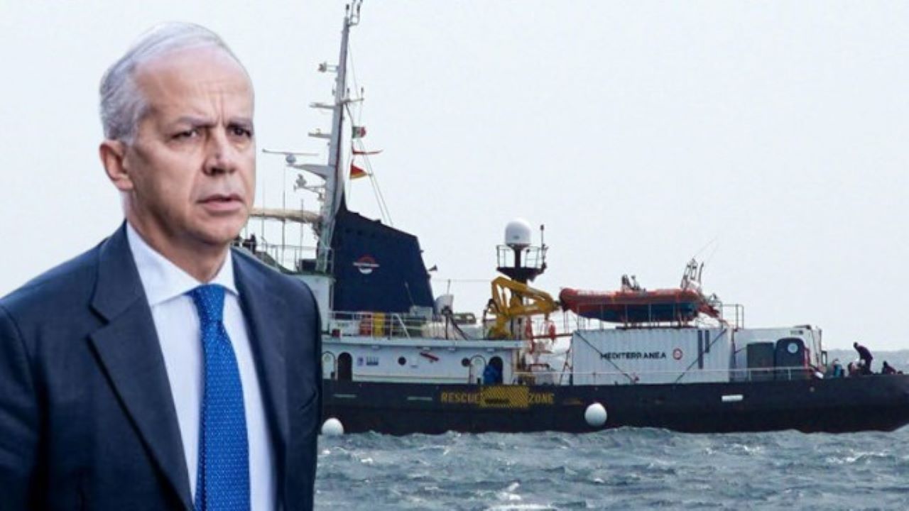 Spari sulla nave Mare Jonio durante un soccorso, Piantedosi “difende” la Guardia Costiera libica