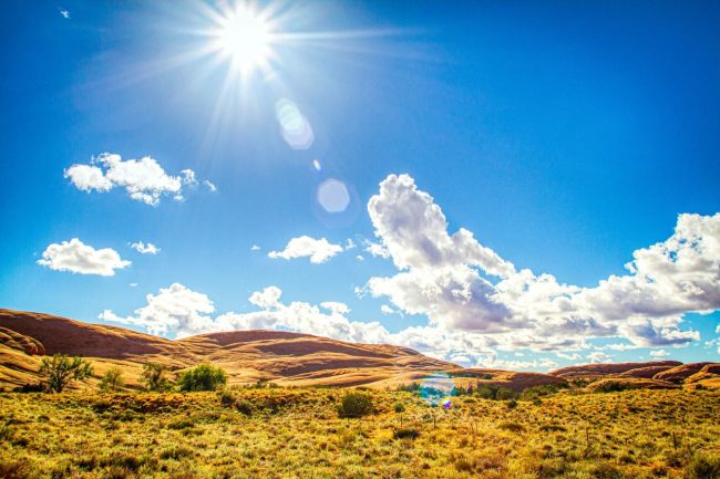 Meteo, il sole continua a regnare sovrano in Sicilia: le previsioni per domani
