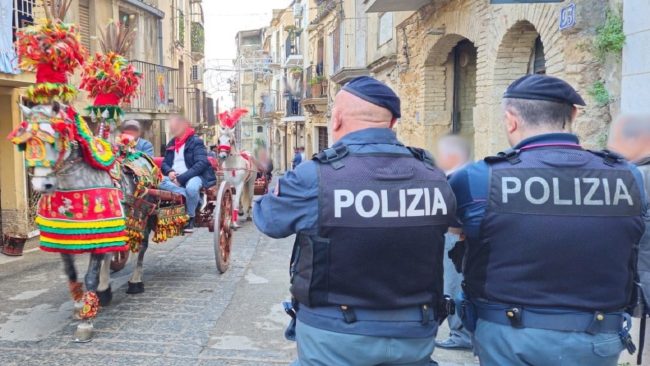 Caltagirone, nei guai 54enne sorpreso ad oltrepassare le transenne con l’auto