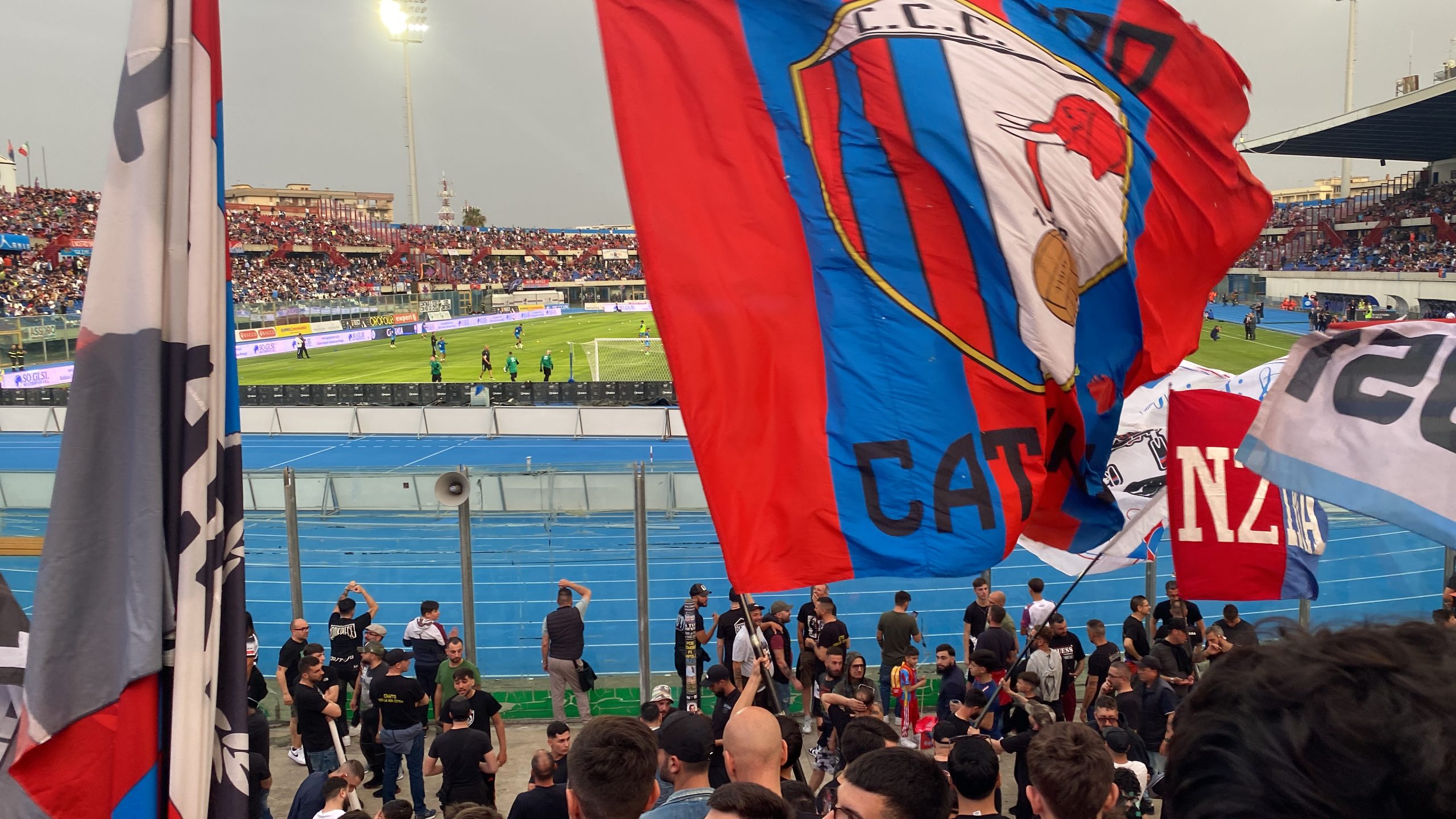 Catania – Atalanta U23 0-1, pre e post partita dei tifosi rossazzurri – VIDEO