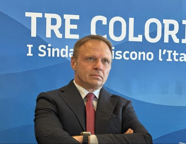 È piovuto, ma non basta. Gaffe sulla siccità, ministro Lollobrigida invitato in Sicilia