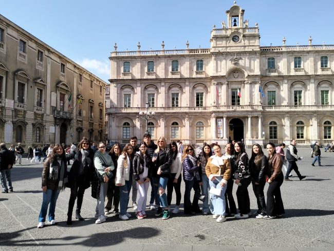 Il “Gemmellaro” celebra il patrimonio culturale di Catania con la Giornata del Digiuno Tecnologico