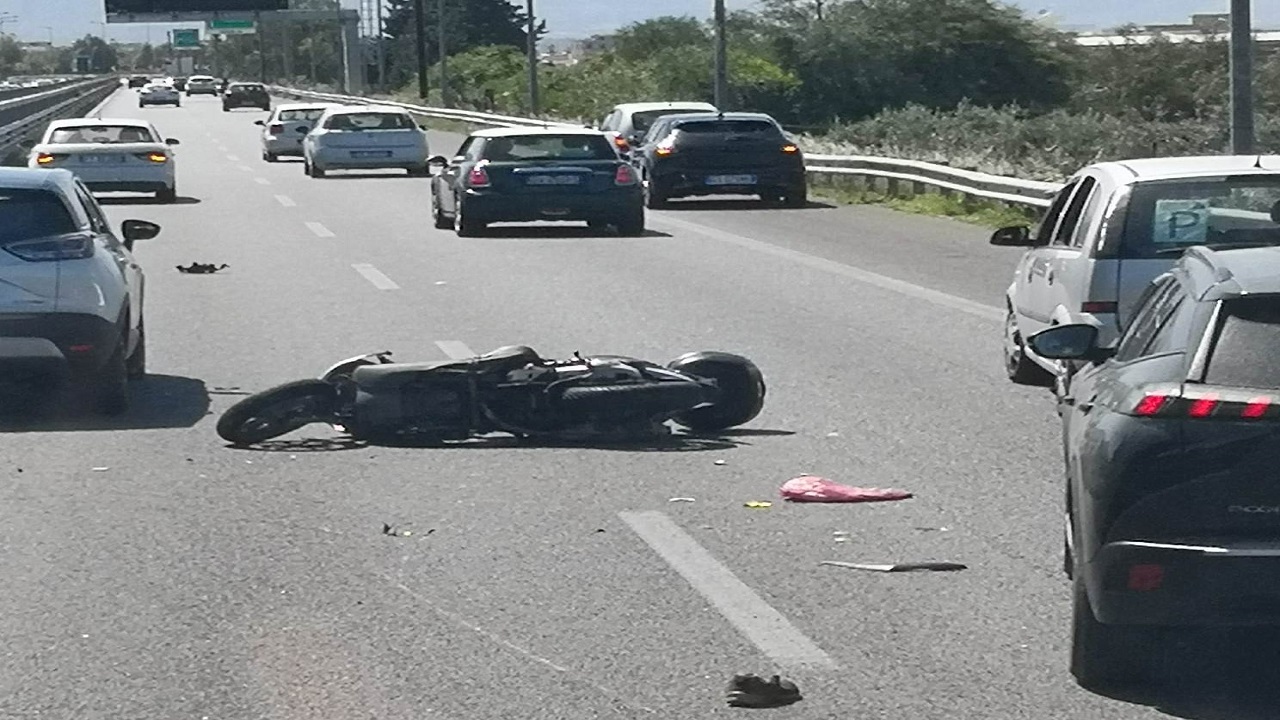 Scontro tra due moto sulla Palermo-Catania, feriti i conducenti