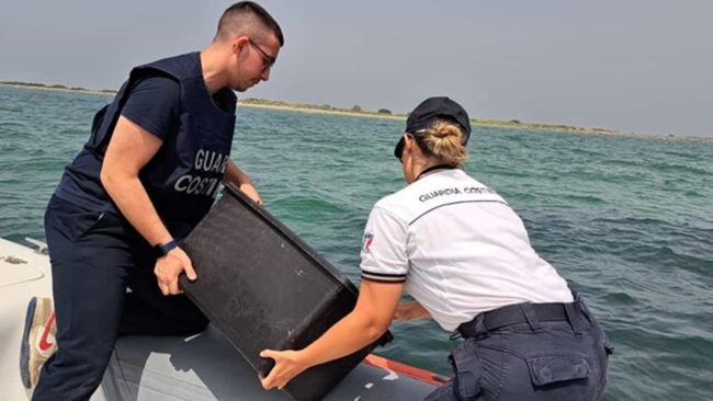 Maxi sequestro di vongole a Catania