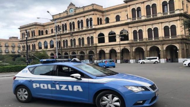 Altro caso di furto con spaccata: distrutta la vetrina del negozio Tutrone