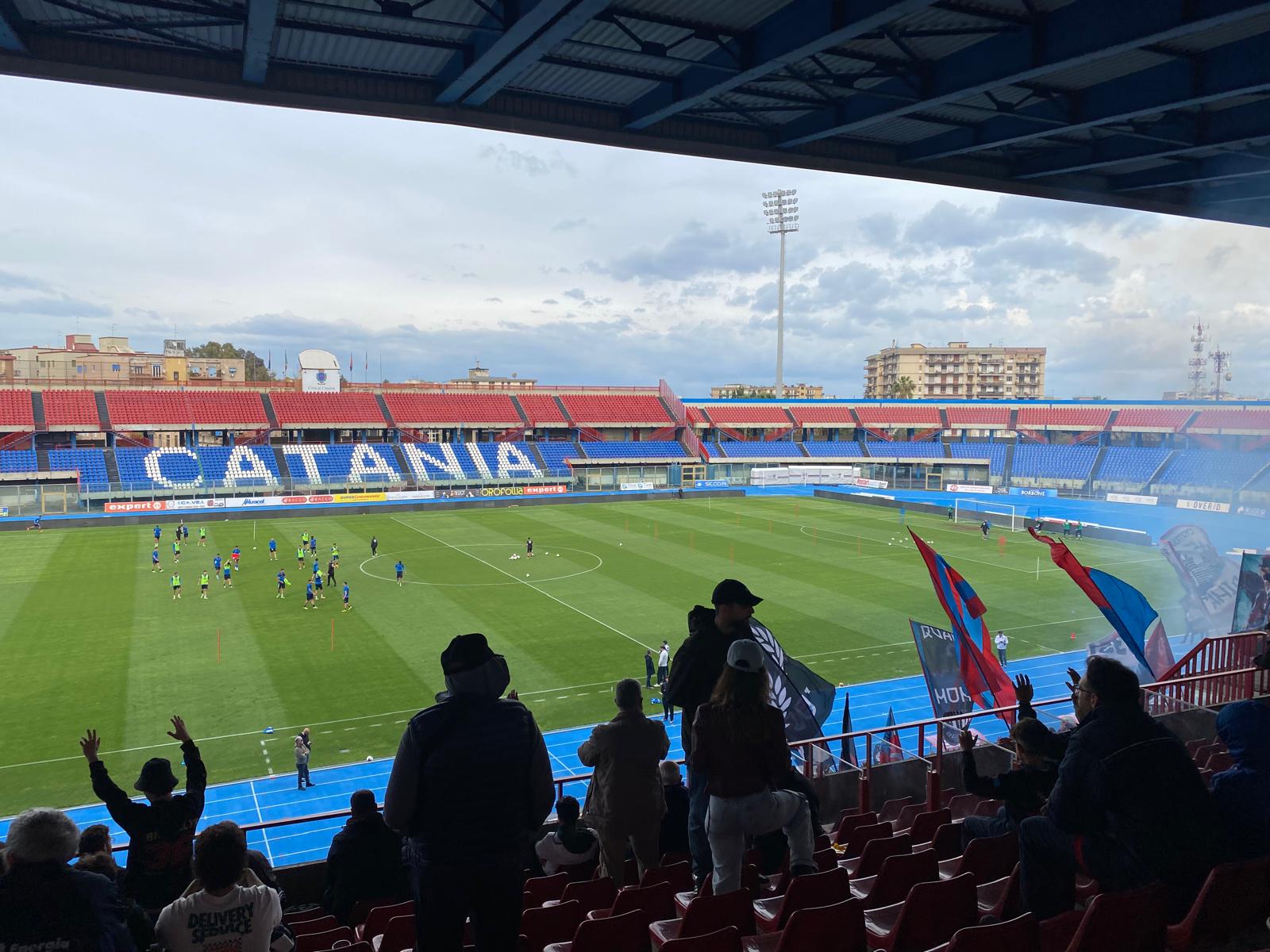 Il Catania si allena al Massimino con i propri tifosi – FOTO e VIDEO