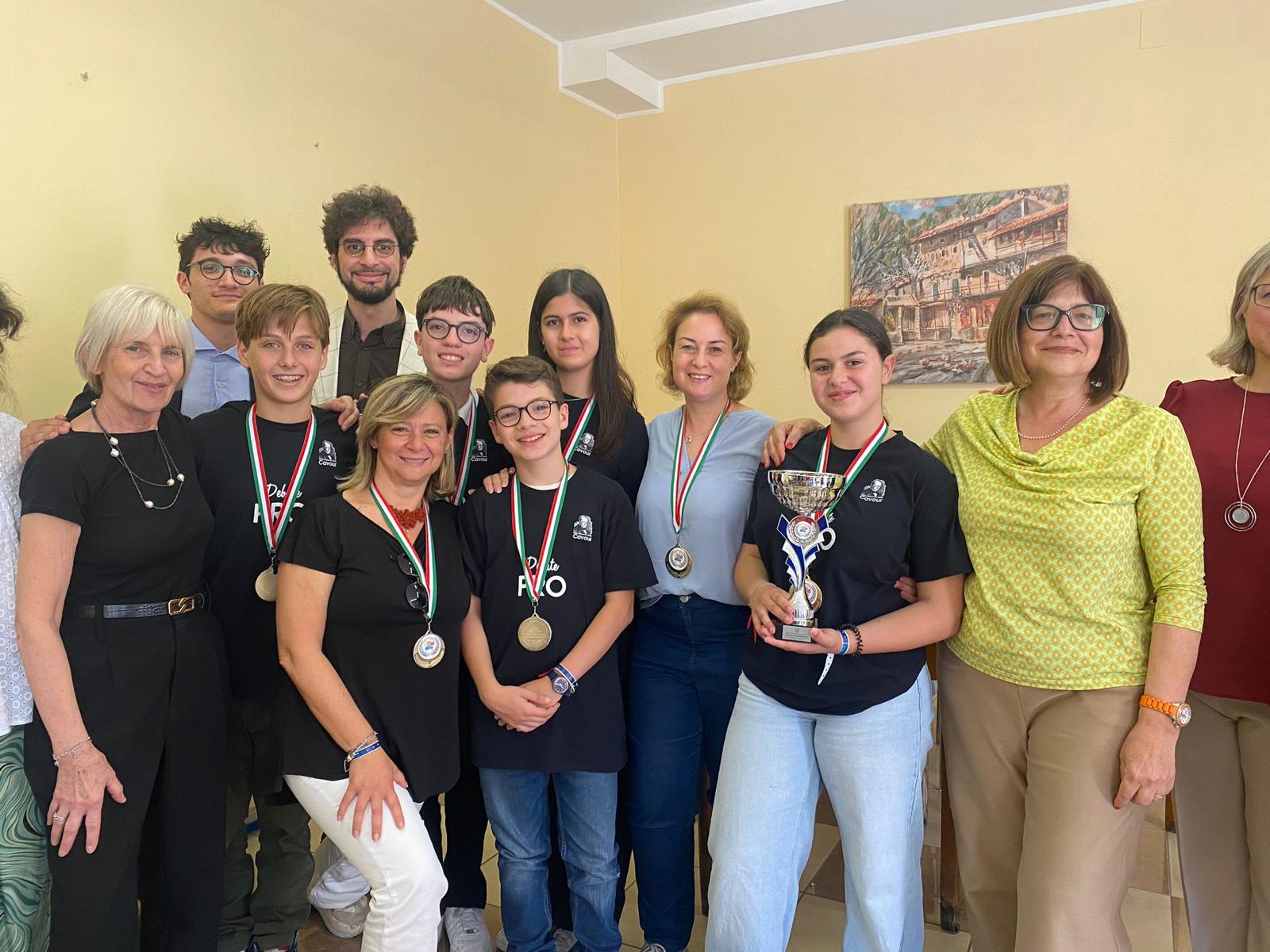 I ragazzi dell’I.C. “Cavour” di Catania conquistano il 1° posto al Campionato Nazionale SN-DI di DEBATE SN-DI Middle School 2023-24