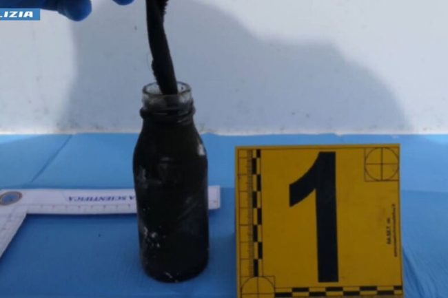 Incendio bar lungomare di Catania, arrestato titolare e presunto complice: indagato anche ausiliario ospedale