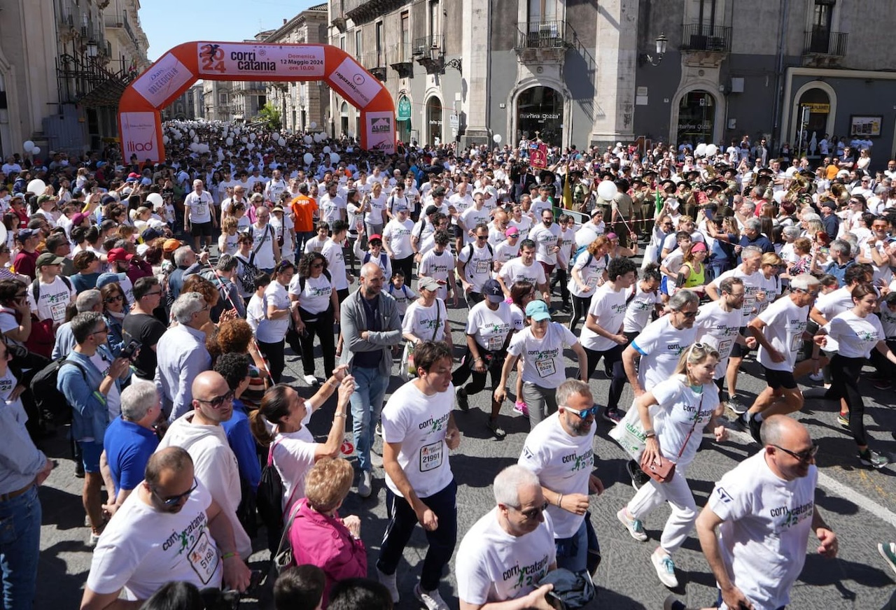 Bambina si perde tra la folla al Corri Catania