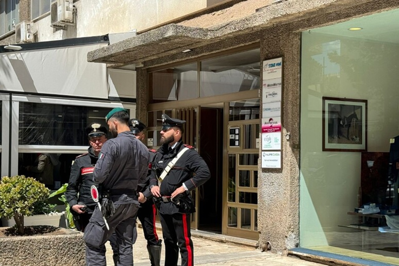 Coniugi morti a Palermo, i dubbi post autopsia: potrebbe non trattarsi di un omicidio-suicidio