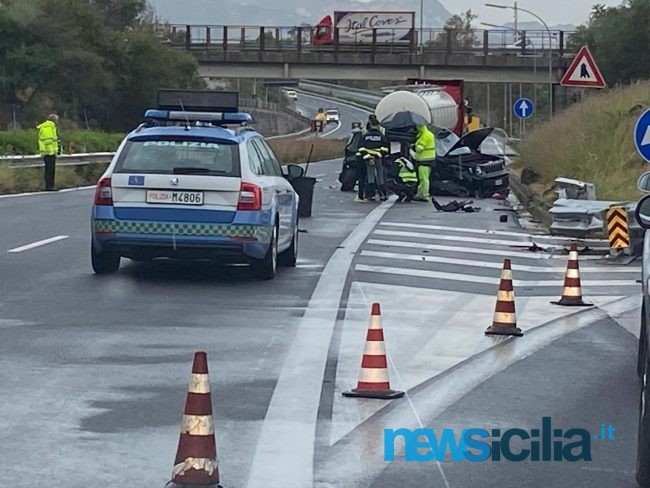 Incidente A18 uscita Fiumedreddo, tre feriti: gravissima una donna trasportata al Cannizzaro