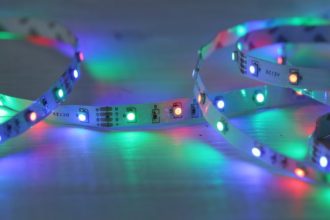 Come utilizzare in maniera creativa le strip led nei tuoi ambienti