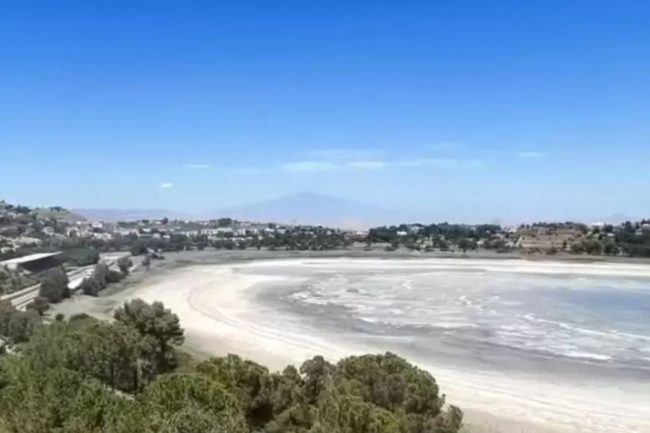 Il Lago di Pergusa sta scomparendo. Legambiente: “Ad accelerare il fenomeno disattenzione e inerzia degli enti competenti”