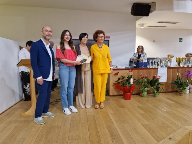 Menzione ad alunna del Liceo Classico “Spedalieri” nella sezione poetica del concorso “Ilaria e Lucia”