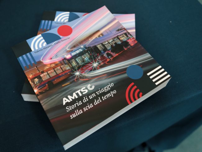 “Storia di un viaggio sulla scia del tempo”, presentato il libro sui 60 anni di AMTS
