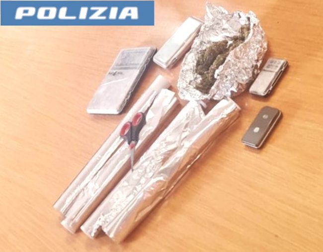 Scoperto “laboratorio della droga” in casa di un pregiudicato di Adrano