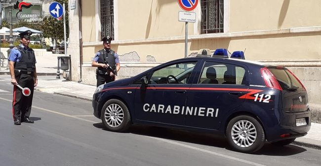 Ladro beccato con le mani in un cantiere edile di Siracusa