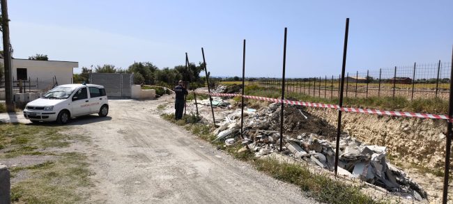 Scarichi idrici non autorizzati e discariche a cielo aperto: sanzioni salatissime a Siracusa