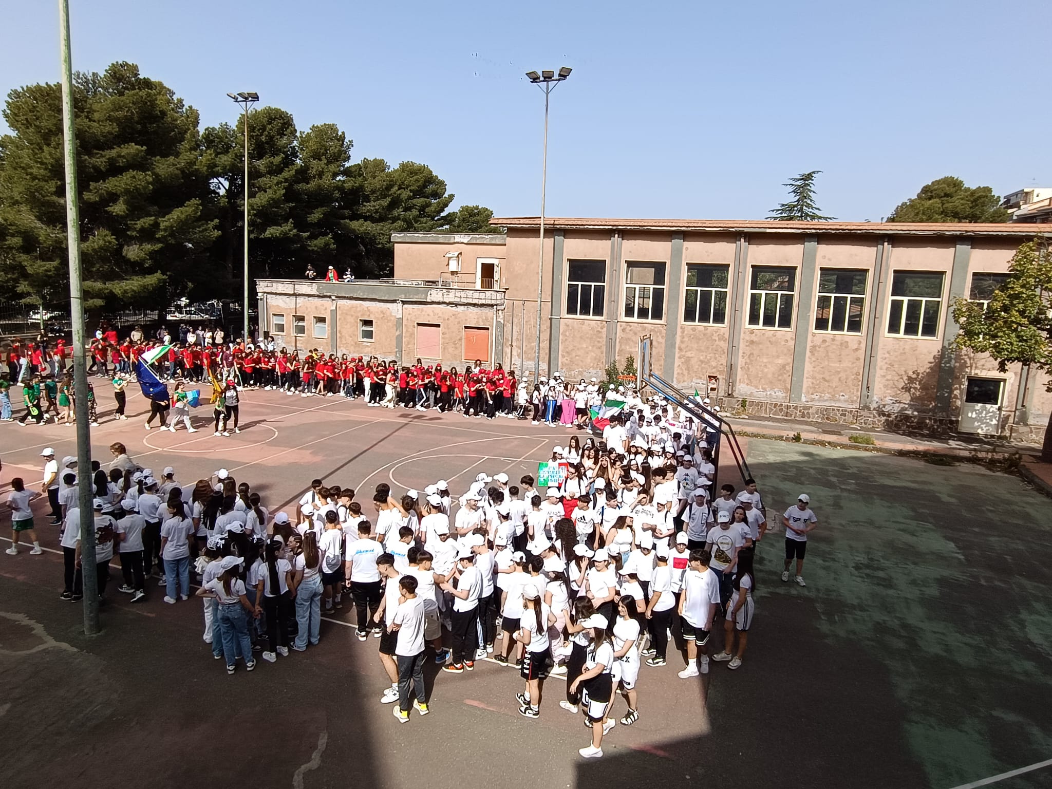 La Giornata dello Sport all’Istituto “Don Antonino la Mela-Mazzini” di Adrano – FOTO