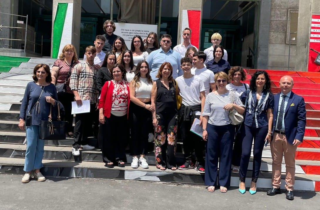 “Ciak… un processo simulato per evitarne uno vero”: il progetto innovativo del “Gemmellaro” di Catania