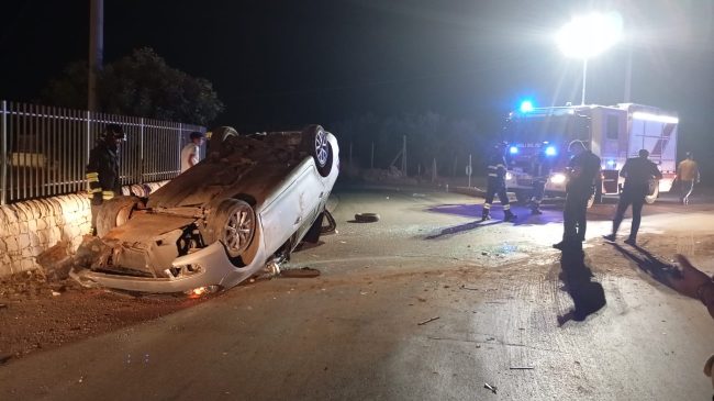 Violento scontro auto-moto a Vittoria vicino mercato ortofrutticolo: feriti in ospedale